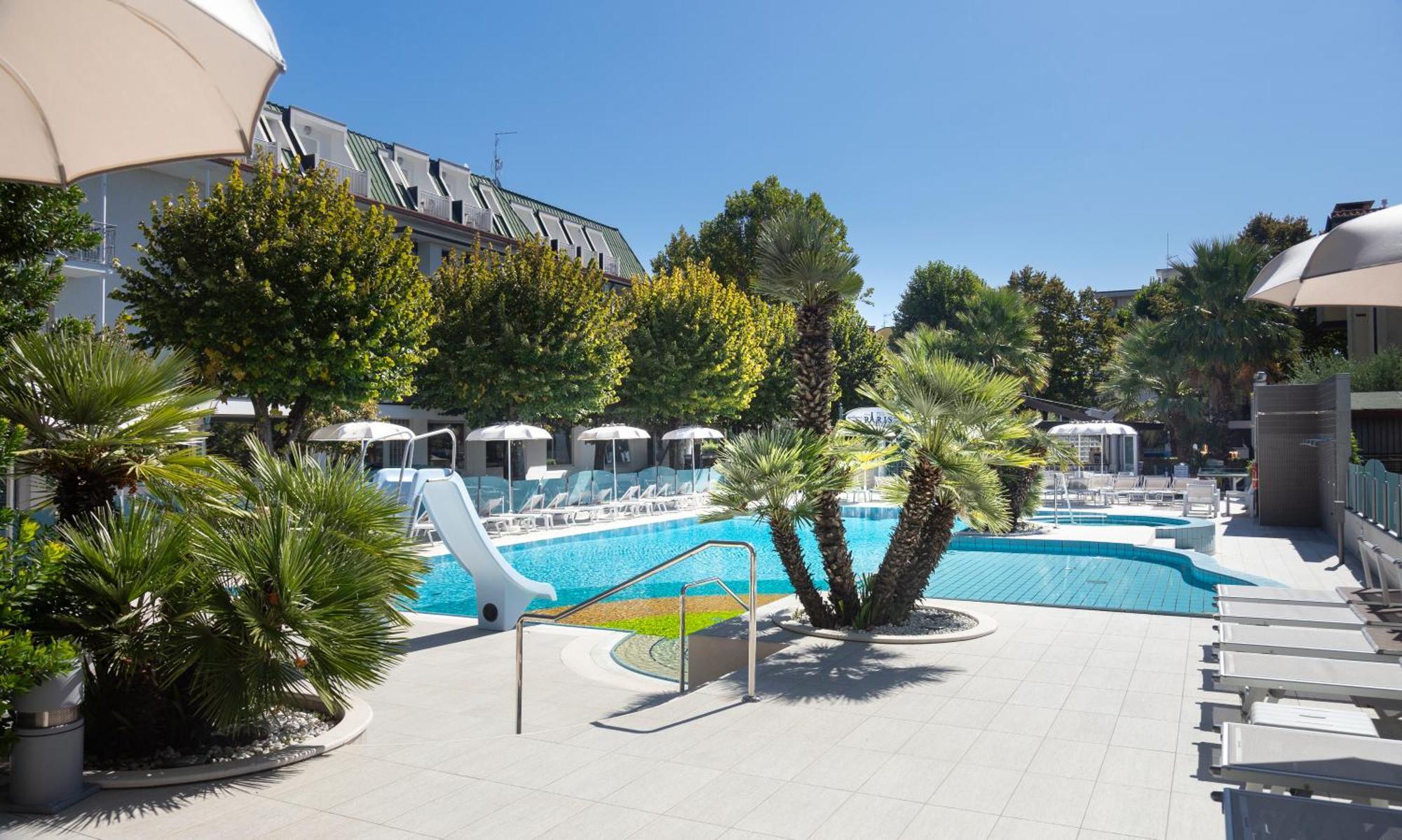 Hotel Paris Resort بيلاريا-إيجيا مارينا المظهر الخارجي الصورة