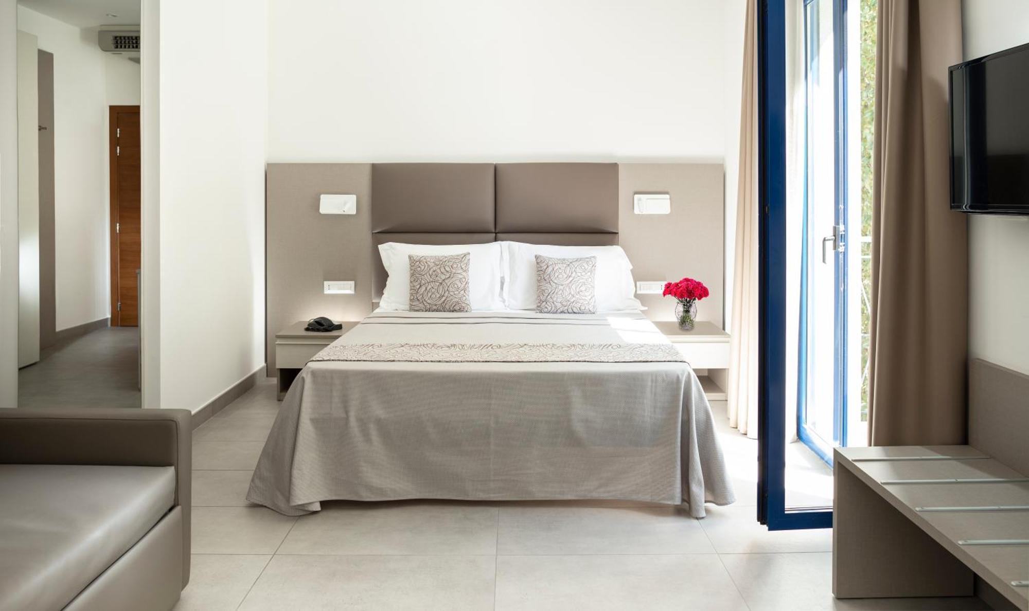 Hotel Paris Resort بيلاريا-إيجيا مارينا المظهر الخارجي الصورة